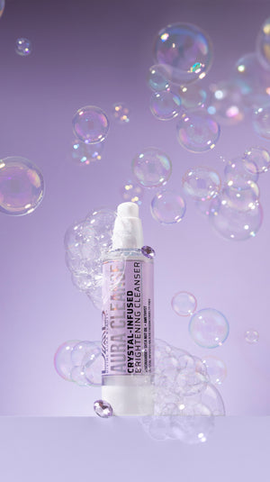 AURA CLEANSE Gentle Crystal-Infused Cleanser with Niacinamide